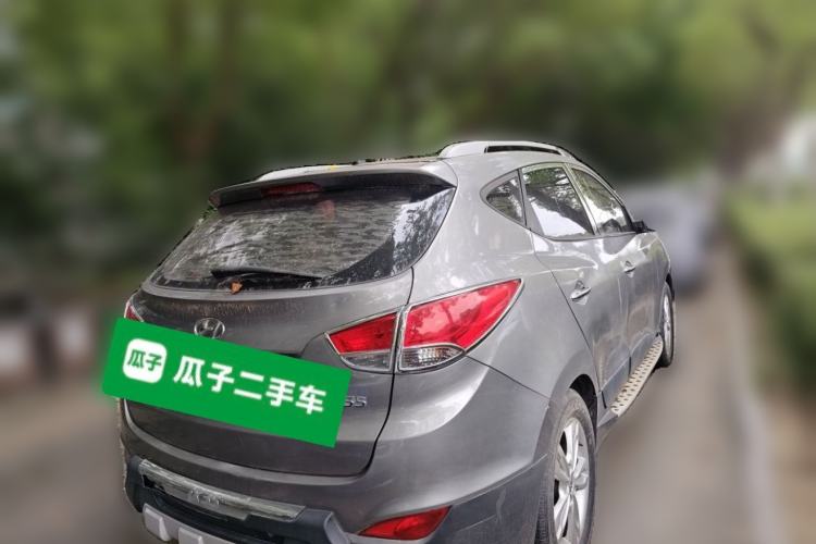 Used Hyundai ix35 2010 2.0L Automatic Two-Wheel Drive Elite Edition GLS Rear Right 45 Deg
