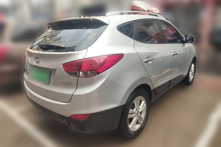 Used Hyundai ix35 2010 2.0L Automatic Two-Wheel Drive Elite Edition GLS Rear Right 45 Deg