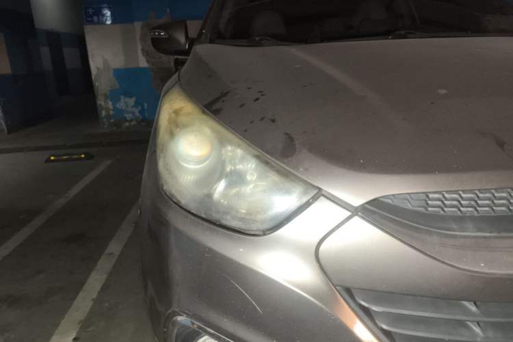 Used Hyundai ix35 2010 2.0L Automatic Two-Wheel Drive New Edition GL Right Front Headlight
