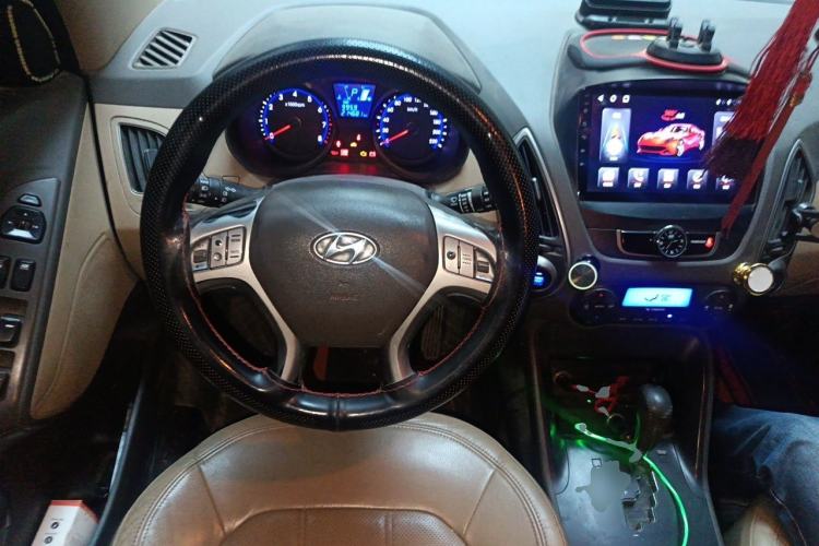 Used Hyundai ix35 2010 2.0L Automatic Two-Wheel Drive Elite Edition GLS Steering Wheel