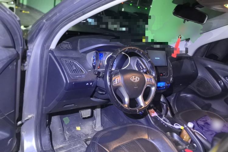 Used Hyundai ix35 2010 2.0L Automatic Two-Wheel Drive Elite Edition GLS Steering Wheel