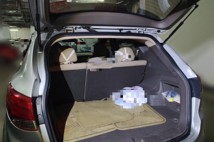 Used Hyundai ix35 2010 2.0L Automatic 4x4 Premium GLS Trim Trunk