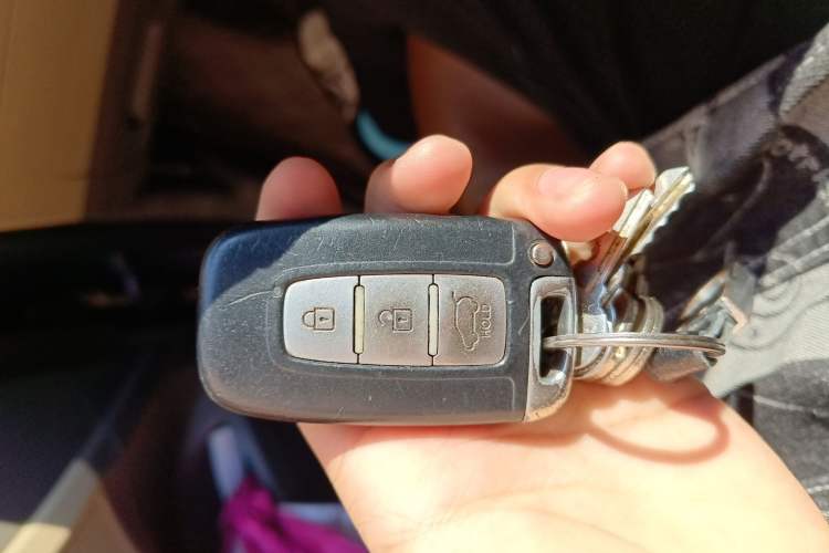 Used Hyundai ix35 2010 2.0L Automatic Two-Wheel Drive Elite Edition GLS Vehicle Key
