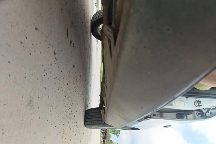 Used Hyundai ix35 2010 2.0L Automatic Two-Wheel Drive Elite Edition GLS Chassis Front Left