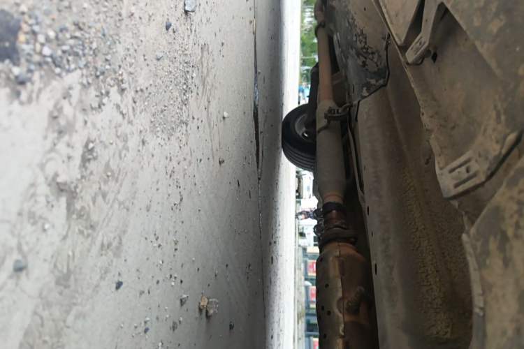 Used Hyundai ix35 2010 2.0L Automatic Two-Wheel Drive Elite Edition GLS Chassis Front Right