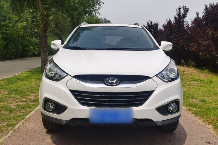 Used Hyundai ix35 2010 2.0L Automatic Two-Wheel Drive Elite Edition GLS Exterior 1