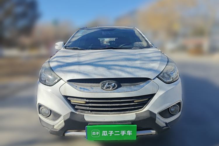 Used Hyundai ix35 2010 2.0L Automatic 4x4 Premium GLS Trim Front