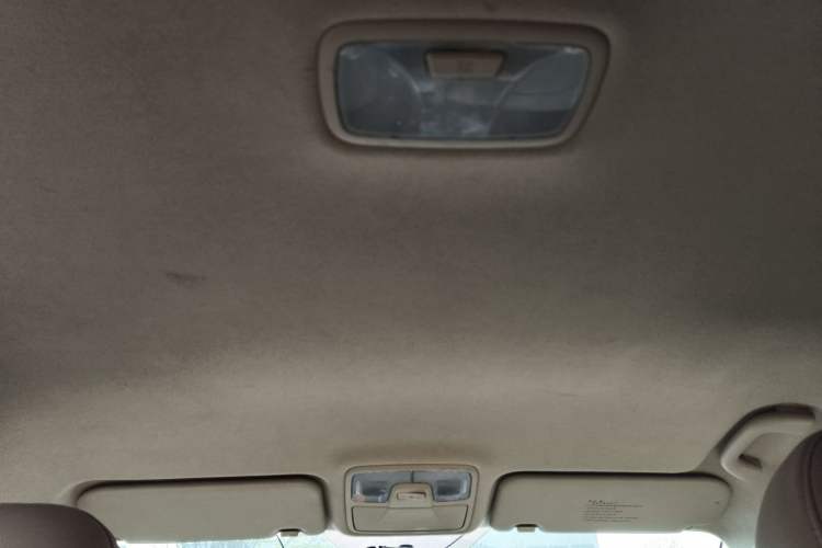 Used Hyundai ix35 2010 2.0L Manual Two-Wheel Drive New Edition GL Headliner