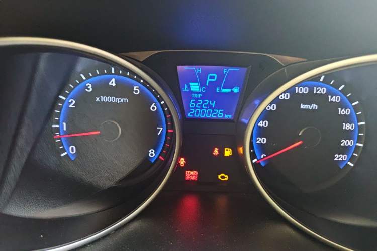 Used Hyundai ix35 2010 2.0L Automatic Two-Wheel Drive Elite Edition GLS Instrument Cluster