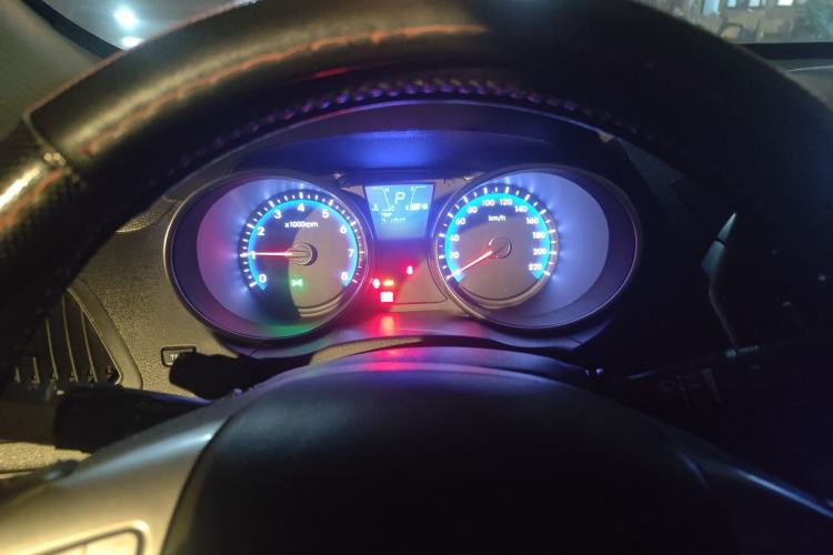 Used Hyundai ix35 2010 2.0L Automatic Two-Wheel Drive Elite Edition GLS Instrument Cluster