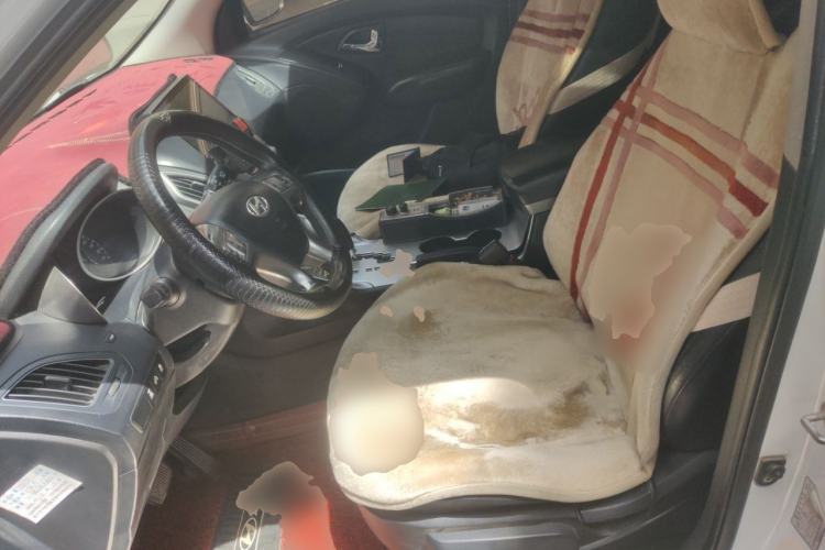 Used Hyundai ix35 2010 2.0L Automatic 4x4 Premium GLS Trim Left Front Seat