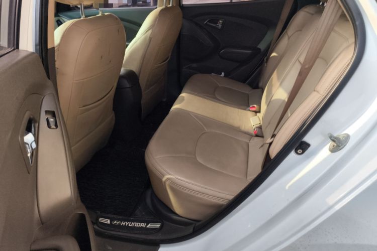 Used Hyundai ix35 2010 2.0L Manual Two-Wheel Drive New Edition GL Left Rear Seat