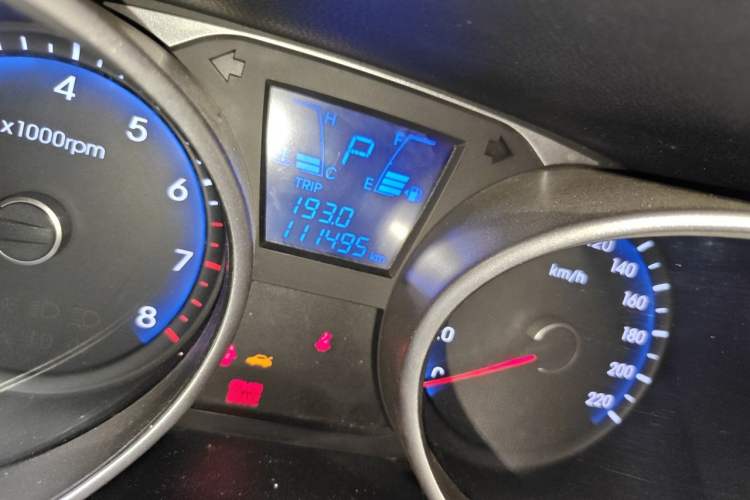 Used Hyundai ix35 2010 2.0L Automatic Two-Wheel Drive Elite Edition GLS Odometer Close Up