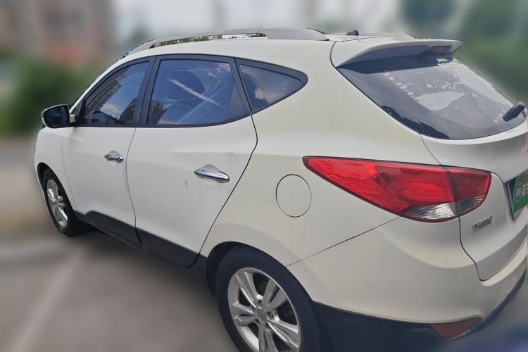 Used Hyundai ix35 2010 2.0L Automatic Two-Wheel Drive Elite Edition GLS Rear Left 45 Deg