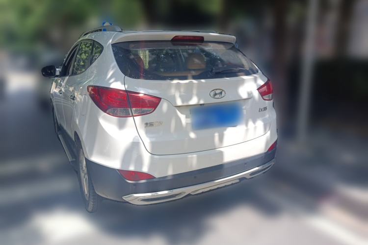 Used Hyundai ix35 2010 2.0L Automatic Two-Wheel Drive Elite Edition GLS Rear Left 45 Deg