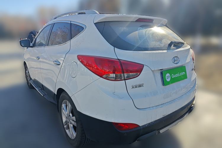 Used Hyundai ix35 2010 2.0L Automatic 4x4 Premium GLS Trim Rear Left 45 Deg