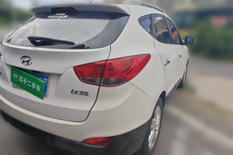 Used Hyundai ix35 2010 2.0L Automatic Two-Wheel Drive Elite Edition GLS Rear Right 45 Deg