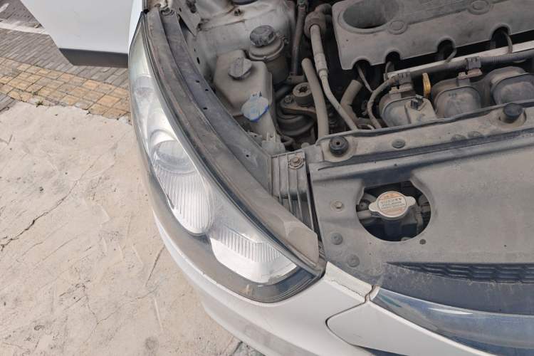 Used Hyundai ix35 2010 2.0L Automatic Two-Wheel Drive Elite Edition GLS Right Front Headlight