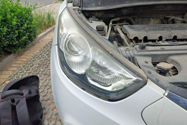Used Hyundai ix35 2010 2.0L Automatic Two-Wheel Drive Elite Edition GLS Right Front Headlight