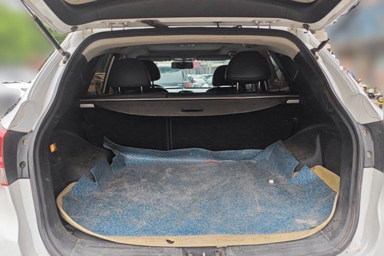Used Hyundai ix35 2010 2.4L Automatic 2WD Prestige GLS Trim Trunk