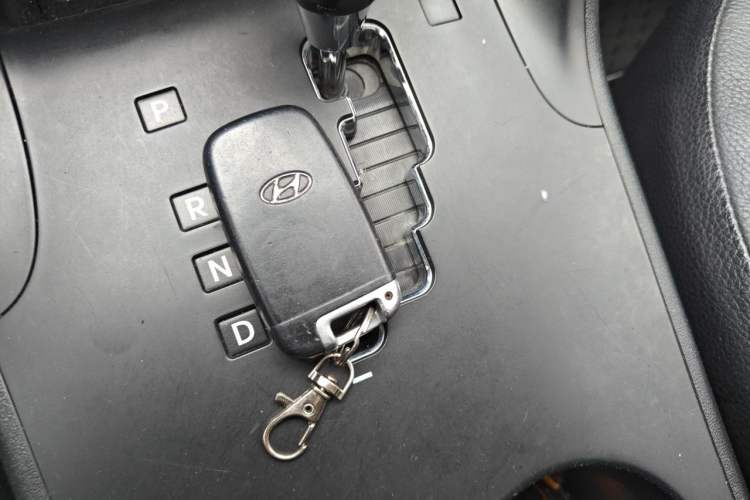 Used Hyundai ix35 2010 2.0L Automatic Two-Wheel Drive Elite Edition GLS Vehicle Key