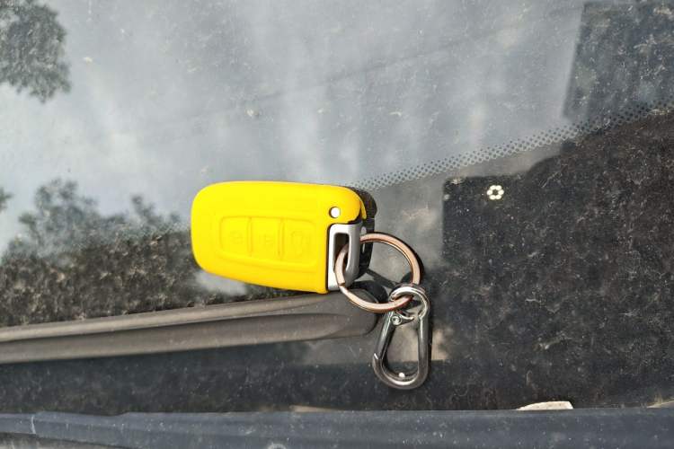 Used Hyundai ix35 2010 2.0L Automatic Two-Wheel Drive Elite Edition GLS Vehicle Key