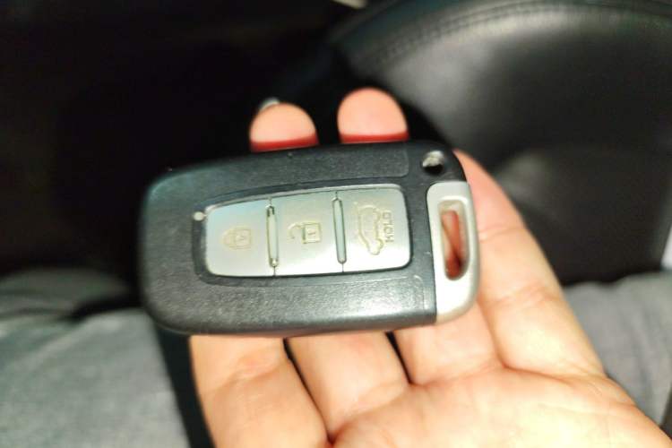 Used Hyundai ix35 2010 2.0L Automatic Two-Wheel Drive Elite Edition GLS Vehicle Key