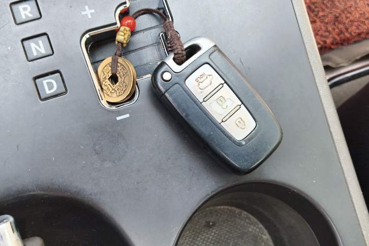 Used Hyundai ix35 2010 2.0L Automatic Two-Wheel Drive Elite Edition GLS Vehicle Key