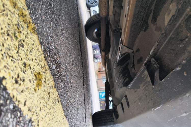Used Hyundai ix35 2010 2.0L Automatic Two-Wheel Drive New Edition GL Chassis Front Left