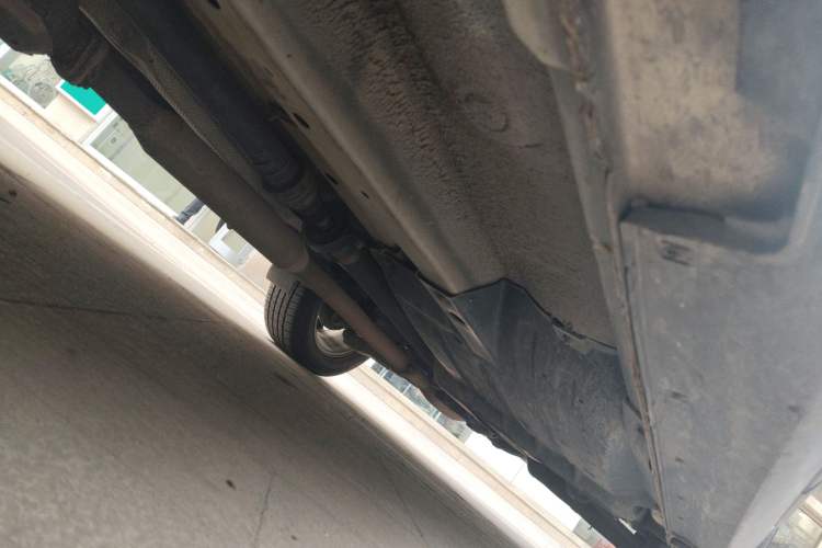 Used Hyundai ix35 2010 2.0L Automatic 4x4 Premium GLS Trim Chassis Front Left