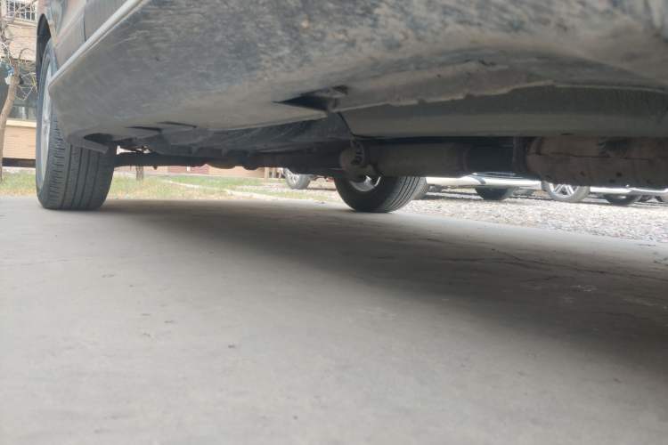 Used Hyundai ix35 2010 2.4L Automatic 2WD Prestige GLS Trim Chassis Front Right