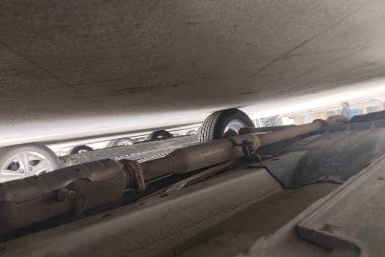 Used Hyundai ix35 2010 2.0L Automatic 4x4 Premium GLS Trim Chassis Front Right