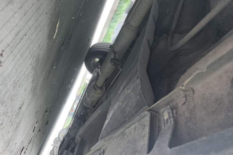 Used Hyundai ix35 2010 2.0L Automatic 4x4 Premium GLS Trim Chassis Rear Right