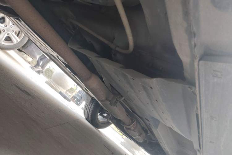Used Hyundai ix35 2010 2.0L Automatic 4x4 Premium GLS Trim Chassis Rear Right