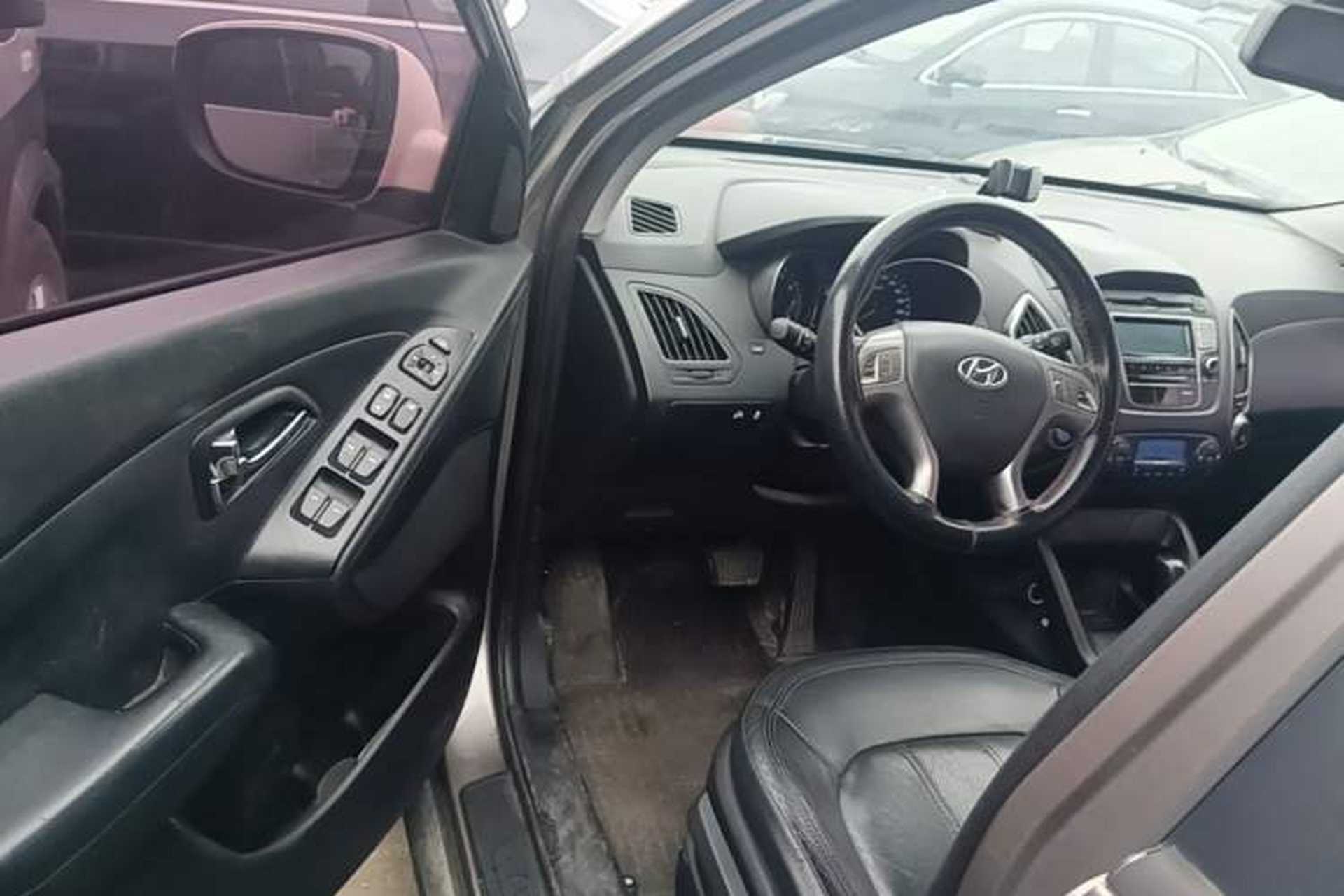Used Hyundai ix35 2010 2.0L Automatic Two-Wheel Drive Elite Edition GLS Driver Seat