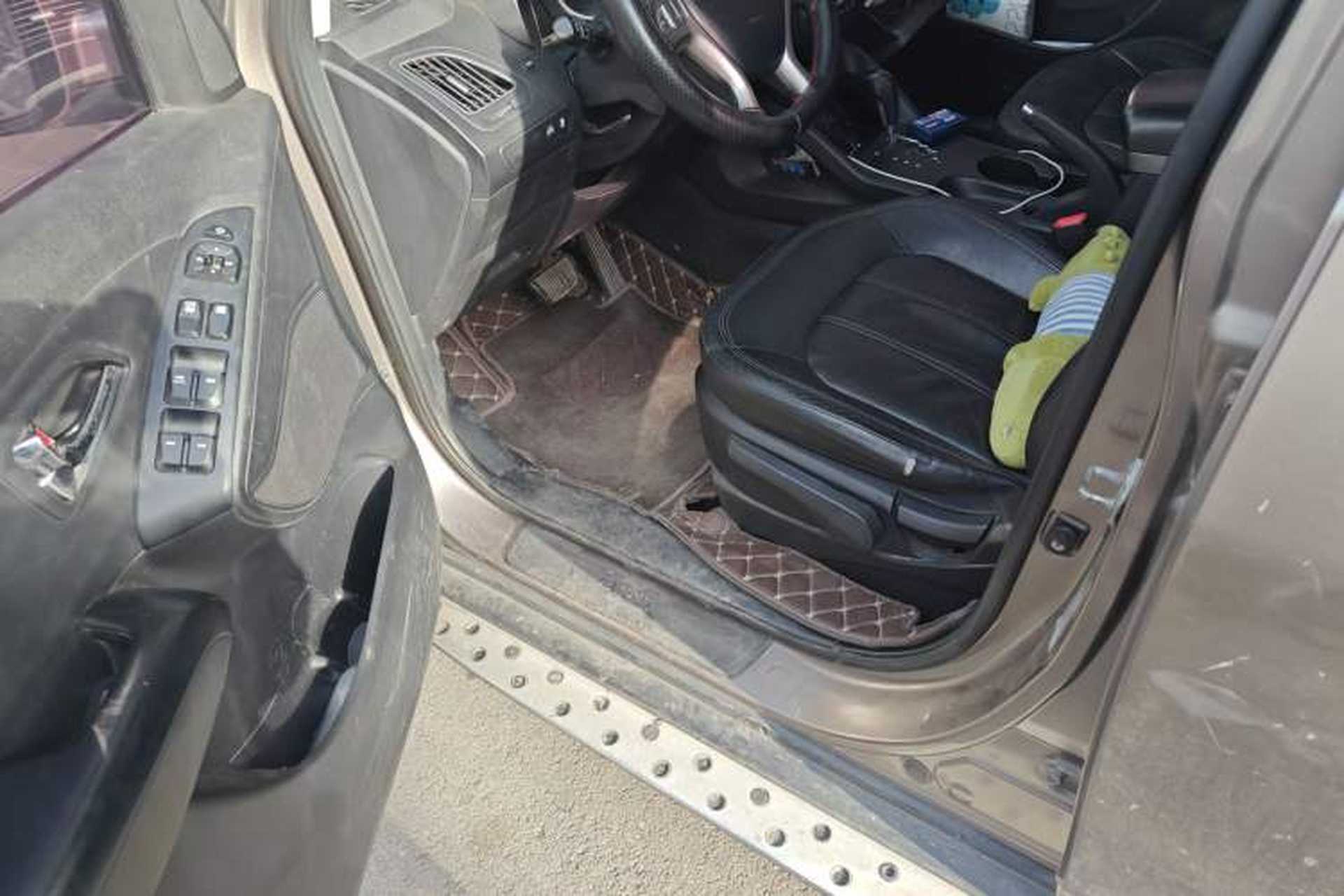 Used Hyundai ix35 2010 2.0L Automatic Two-Wheel Drive Elite Edition GLS Driver Seat