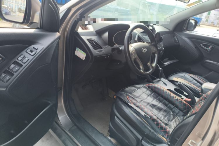 Used Hyundai ix35 2010 2.0L Automatic Two-Wheel Drive Elite Edition GLS Driver Seat