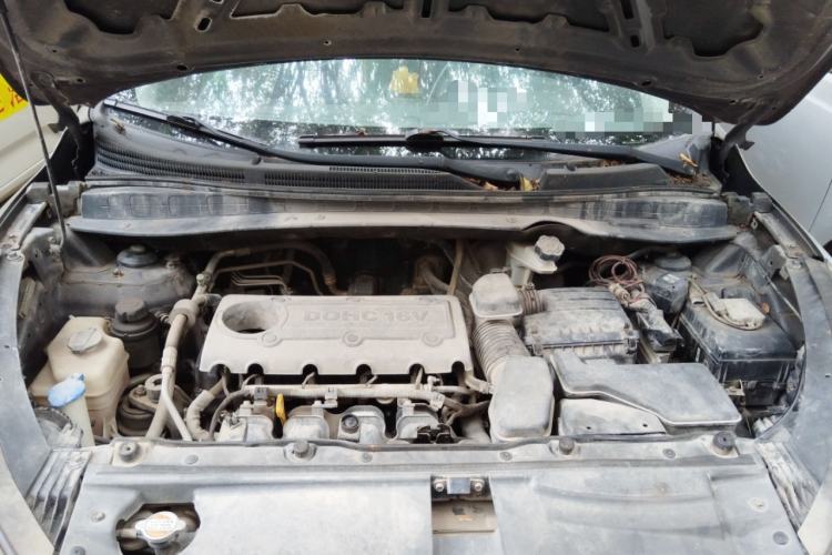 Used Hyundai ix35 2010 2.0L Manual Two-Wheel Drive New Edition GL Engine Bay