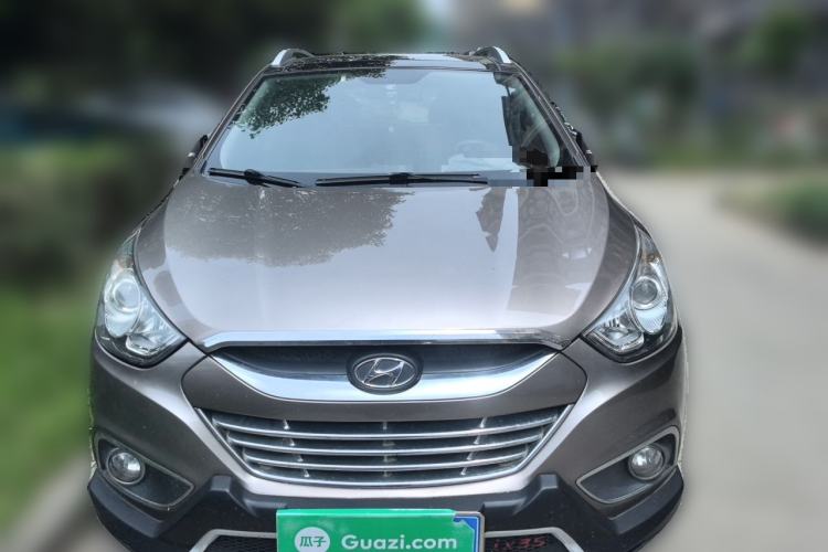 Used Hyundai ix35 2010 2.0L Automatic 4x4 Premium GLS Trim Front