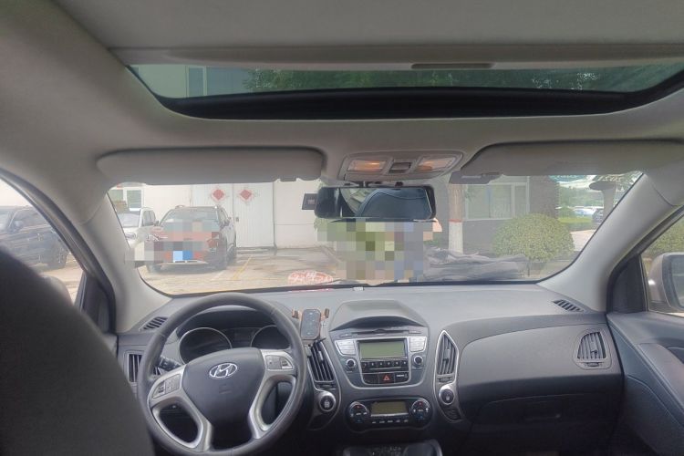 Used Hyundai ix35 2010 2.4L Automatic 2WD Prestige GLS Trim Headliner