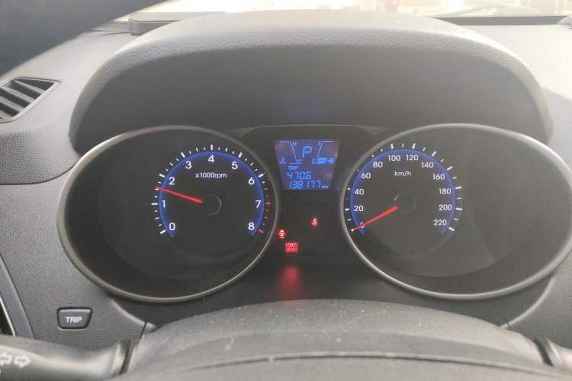 Used Hyundai ix35 2010 2.0L Automatic 4x4 Premium GLS Trim Instrument Cluster