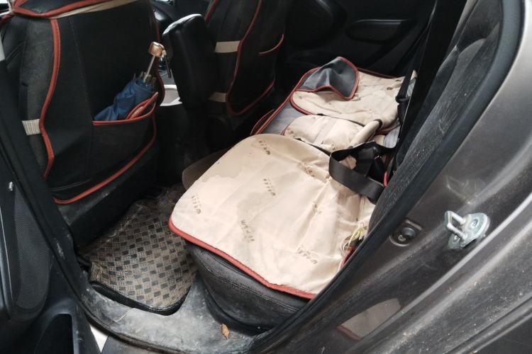 Used Hyundai ix35 2010 2.0L Manual Two-Wheel Drive New Edition GL Left Rear Seat