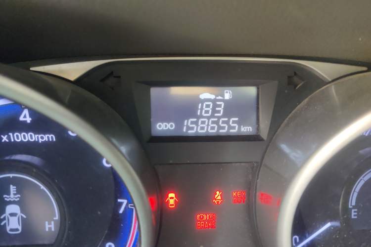 Used Hyundai ix35 2010 2.4L Automatic 2WD Prestige GLS Trim Odometer Close Up