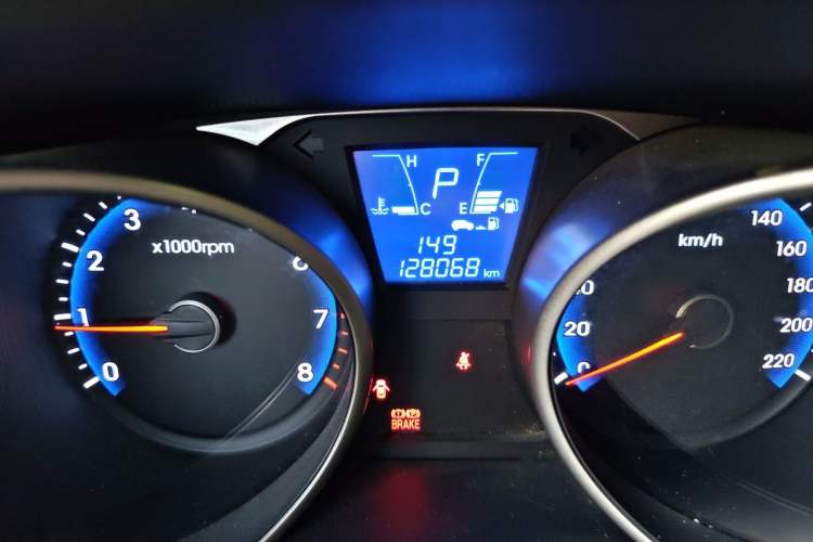 Used Hyundai ix35 2010 2.0L Automatic Two-Wheel Drive Elite Edition GLS Odometer Close Up