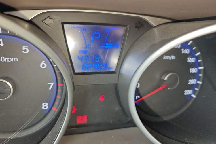 Used Hyundai ix35 2010 2.0L Automatic Two-Wheel Drive Elite Edition GLS Odometer Close Up