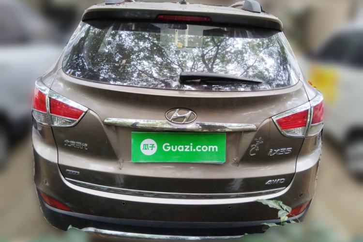 Used Hyundai ix35 2010 2.0L Manual Two-Wheel Drive New Edition GL Rear