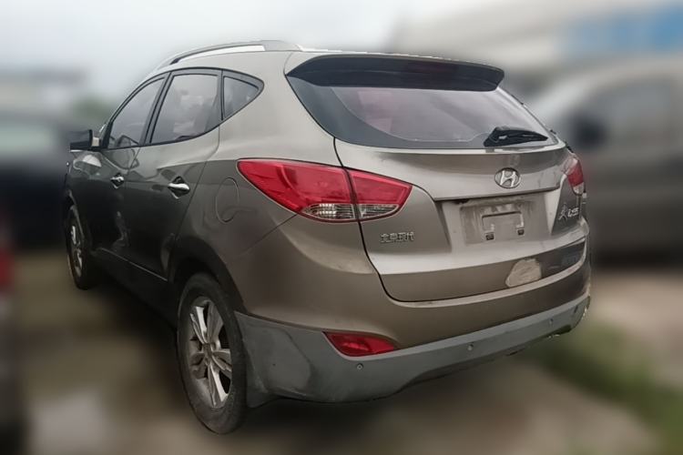 Used Hyundai ix35 2010 2.0L Automatic Two-Wheel Drive Elite Edition GLS Rear Left 45 Deg