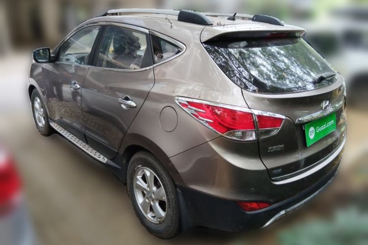 Used Hyundai ix35 2010 2.0L Manual Two-Wheel Drive New Edition GL Rear Left 45 Deg