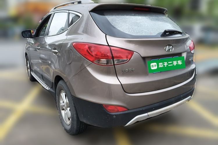 Used Hyundai ix35 2010 2.0L Automatic Two-Wheel Drive New Edition GL Rear Left 45 Deg