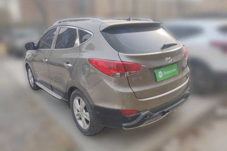 Used Hyundai ix35 2010 2.4L Automatic 2WD Prestige GLS Trim Rear Left 45 Deg